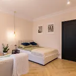 Studzienna Prestige Old Town *