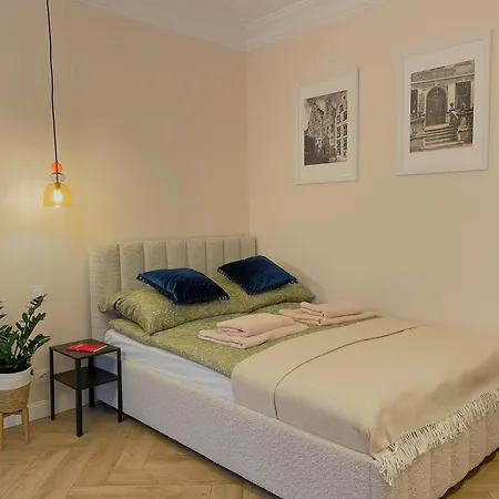 Studzienna Prestige Old Town 公寓 *